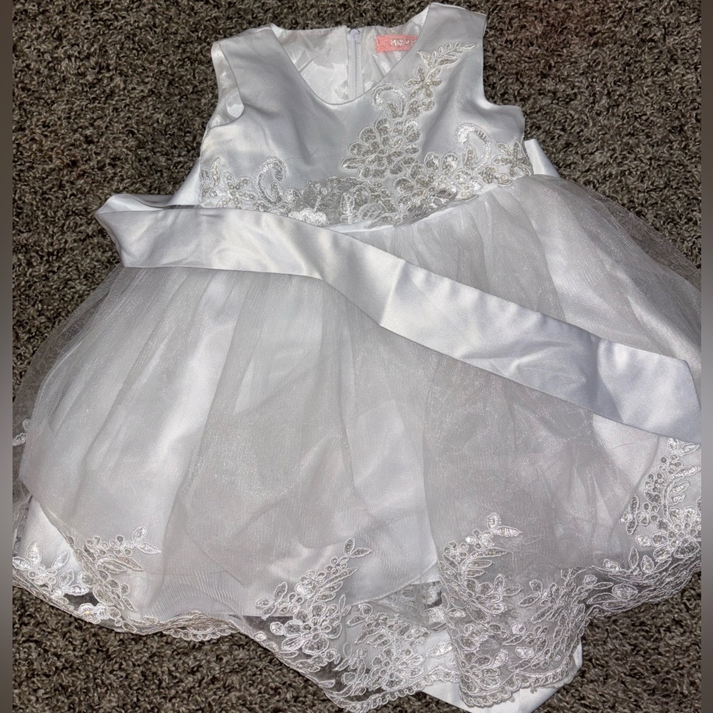 White Embellished Baby Girl Dress with Tulle Skirt